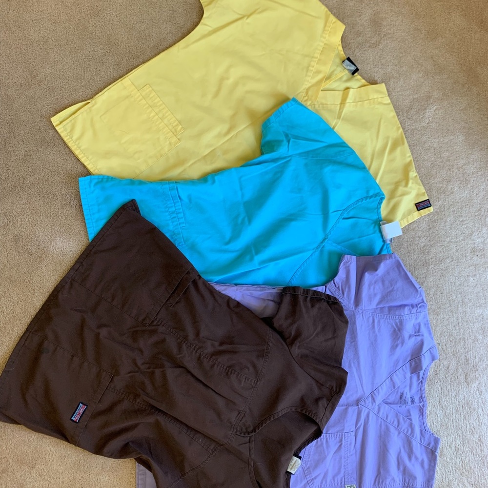 4 solid small scrub tops